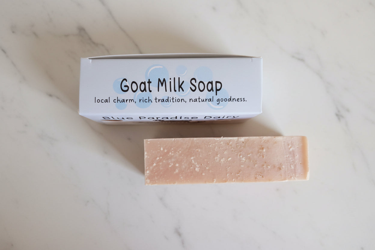 🍯 Honey & Oats Goat Milk Soap