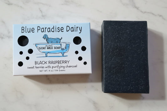🖤 Black Raspberry Goat Milk Soap